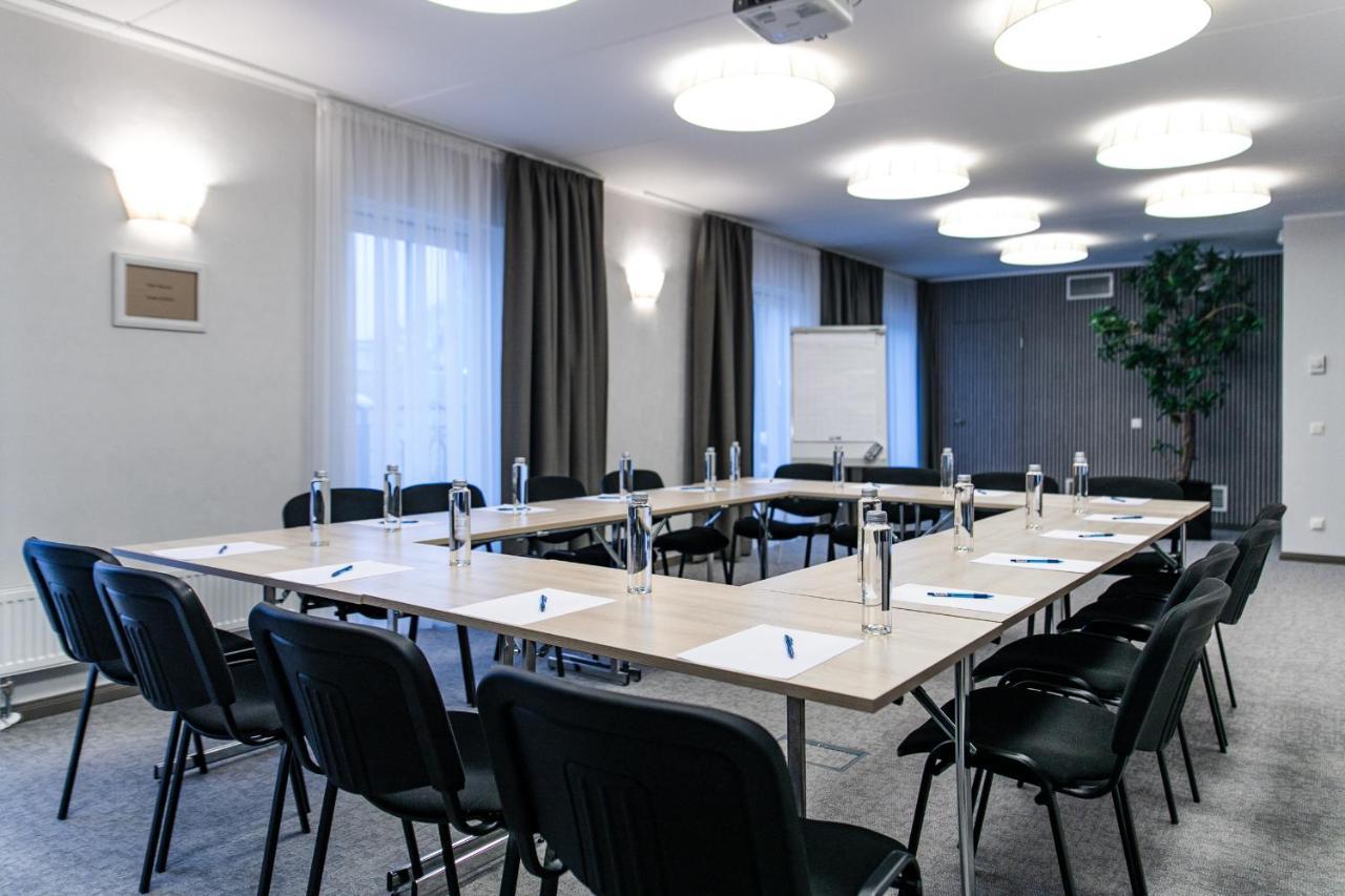 Hotel Villa Wesset Pärnu Extérieur photo