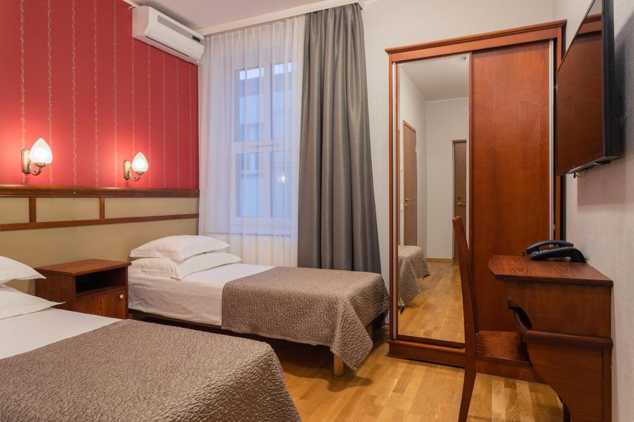 Hotel Villa Wesset Pärnu Extérieur photo