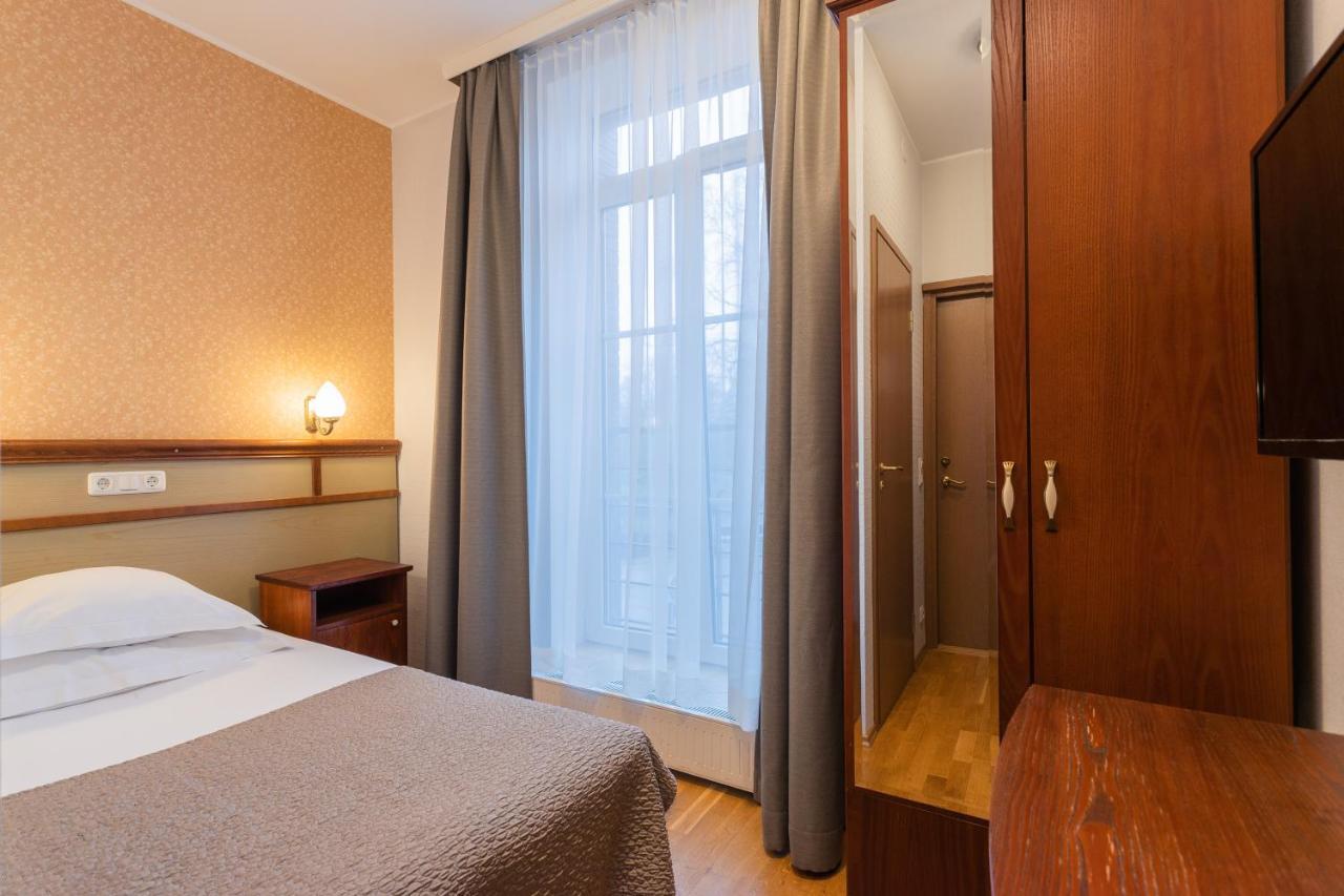 Hotel Villa Wesset Pärnu Extérieur photo